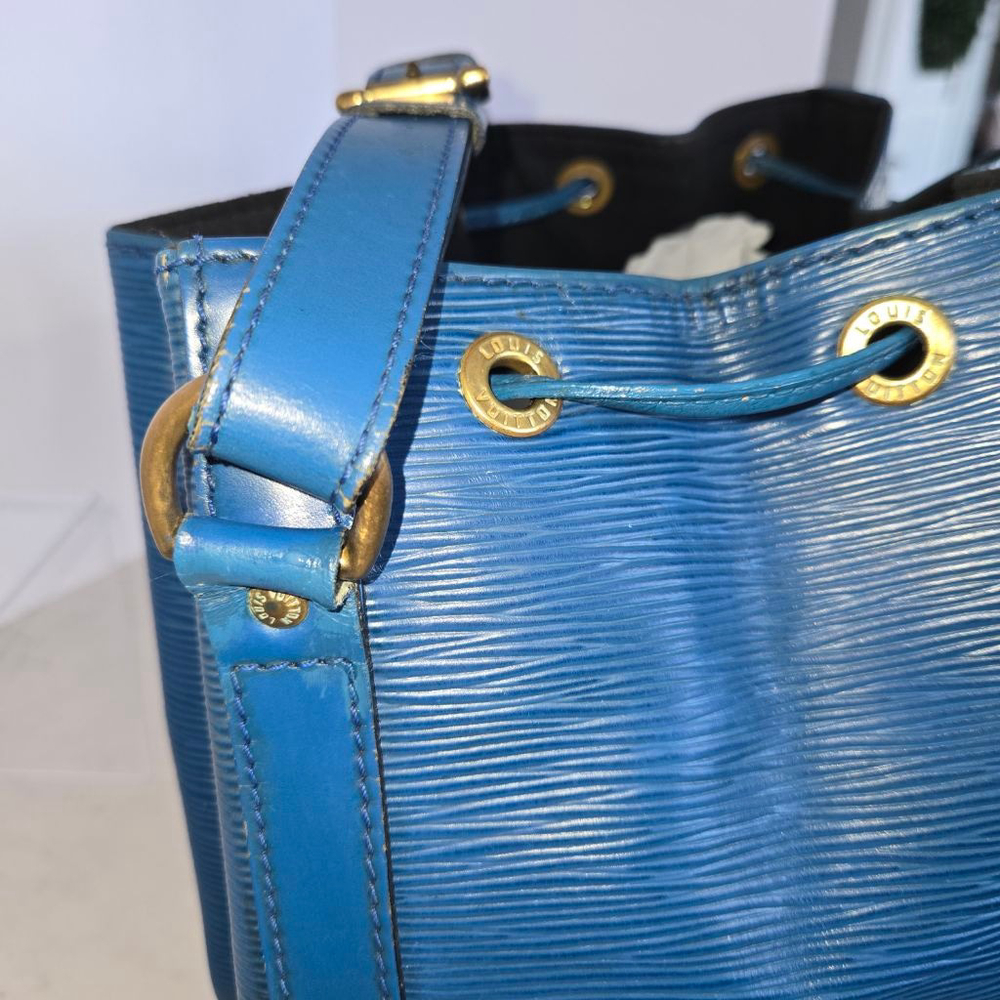 Women's Louis Vuitton Epi Leather Petit Noe Shoulder Bag in Blue - Picture 5 of 15